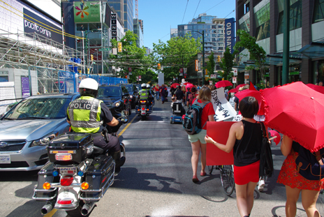 Thank you, Vancouver Police Department for our professional and friendly escorts. Photo: Elaine Ayres