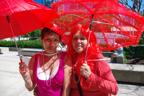 Thank goodness we brought umbrellas! Photo: Elaine Ayres